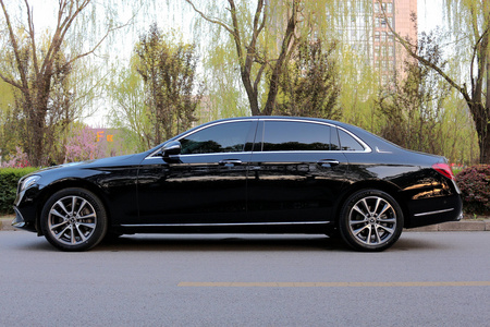 南京二手奔驰E级 2020款 改款 E 260 L