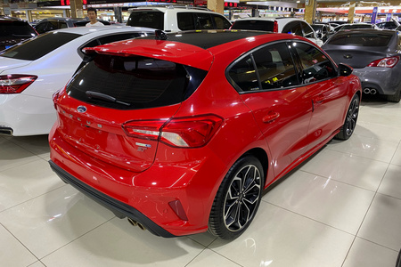 大理二手福特福克斯 2020款 两厢 EcoBoost 180 手自一体 ST Line